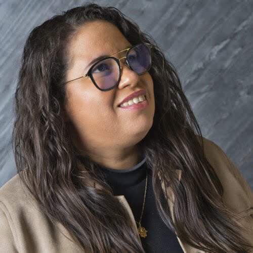 Amel Ouraghi Amel Ouraghi - Cabinet de conseil en stratégie commerciale et développement commercial